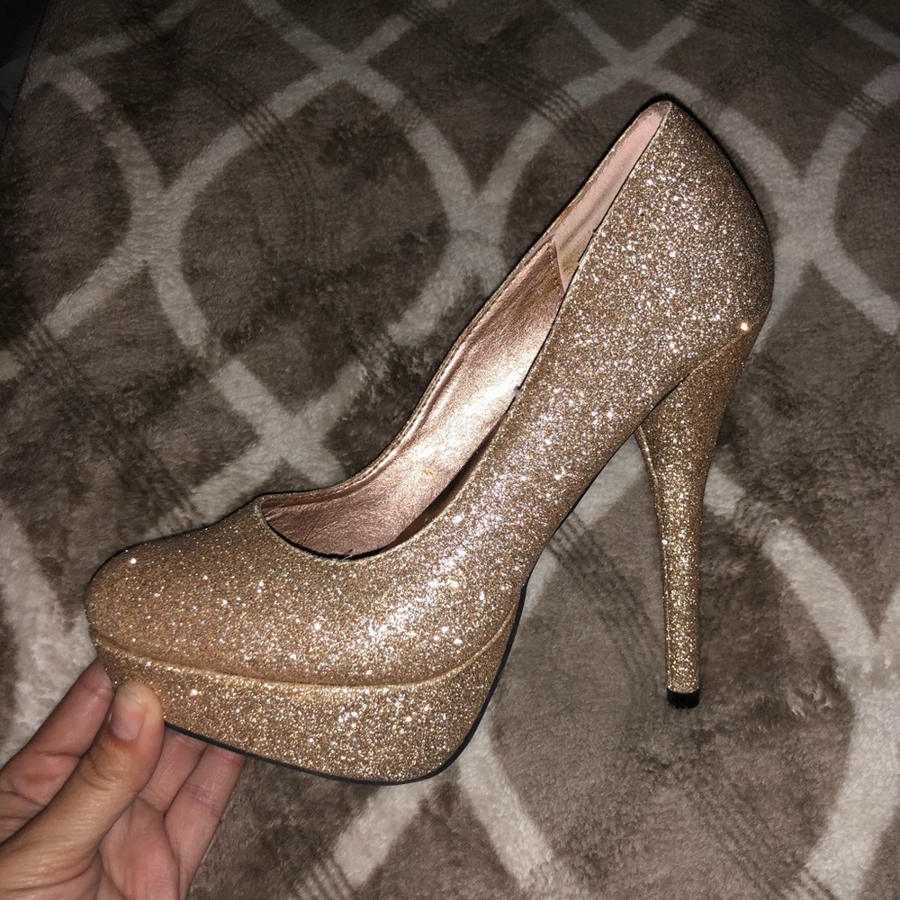 Gold glitter heels